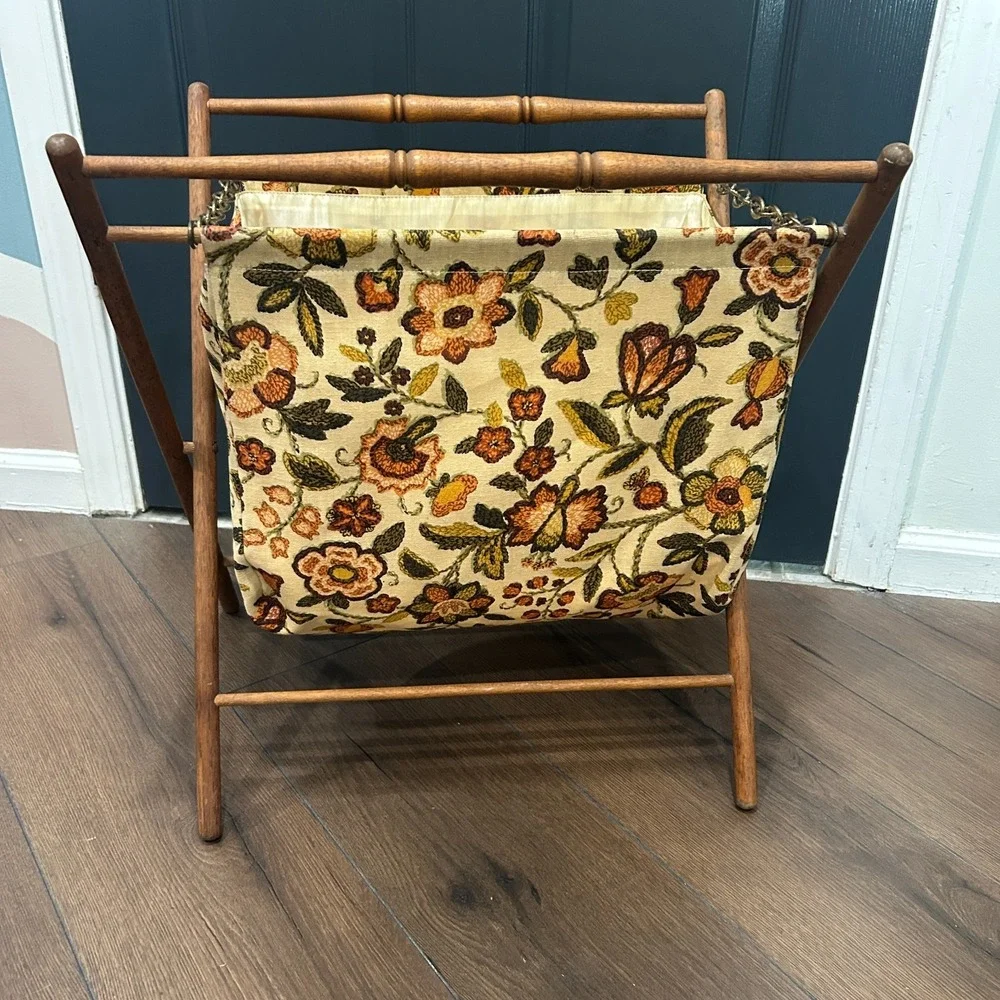 Vintage MCM Knitting Sewing Caddy Crochet Yarn Basket Folding Wood Frame Floral‎